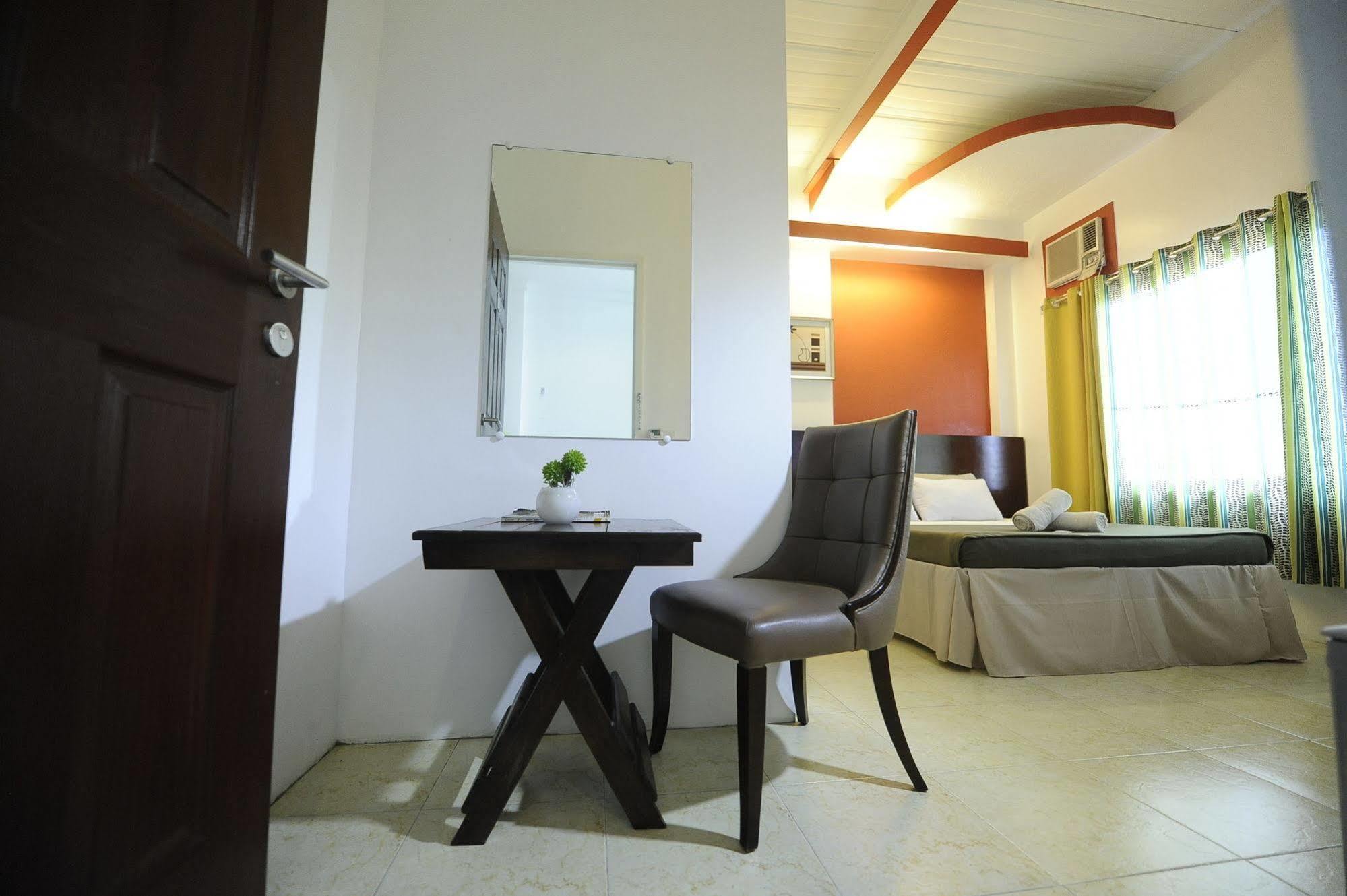 First Pacific Inn Davao Exterior photo